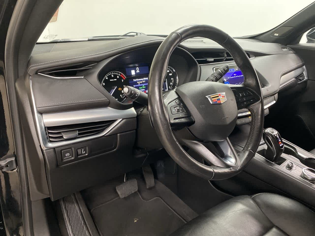 Thumbnail: 2019 Cadillac XT4 - 2