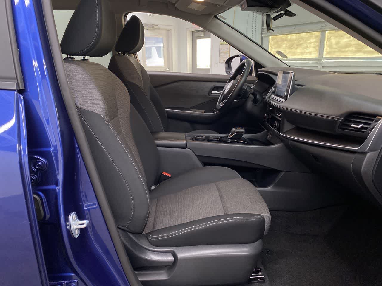 Thumbnail: 2023 Nissan Rogue - 18