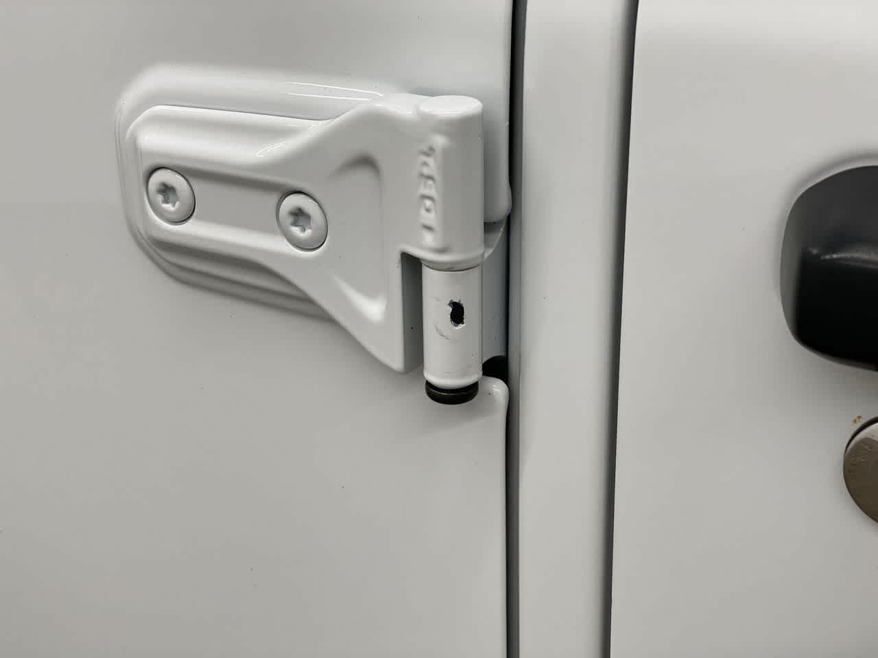 Thumbnail: 2023 Jeep Wrangler - 32