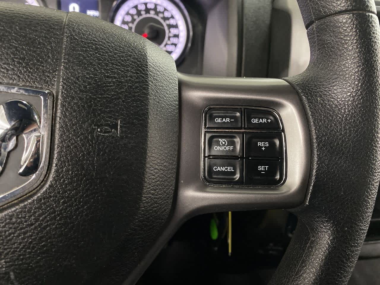 Thumbnail: 2024 RAM 1500 Classic - 21