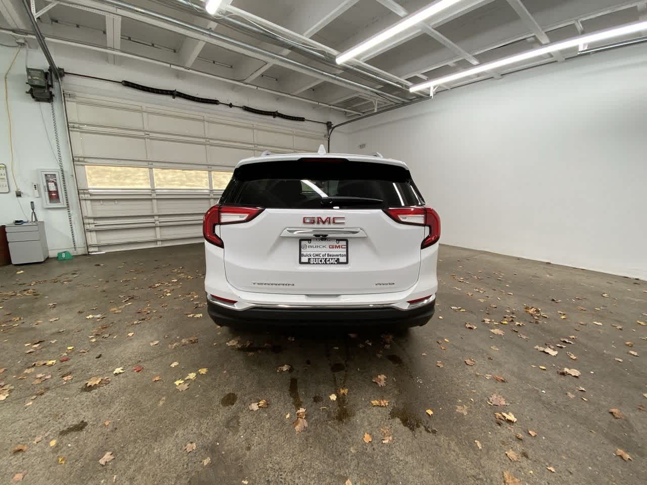 Thumbnail: 2023 GMC Terrain - 5