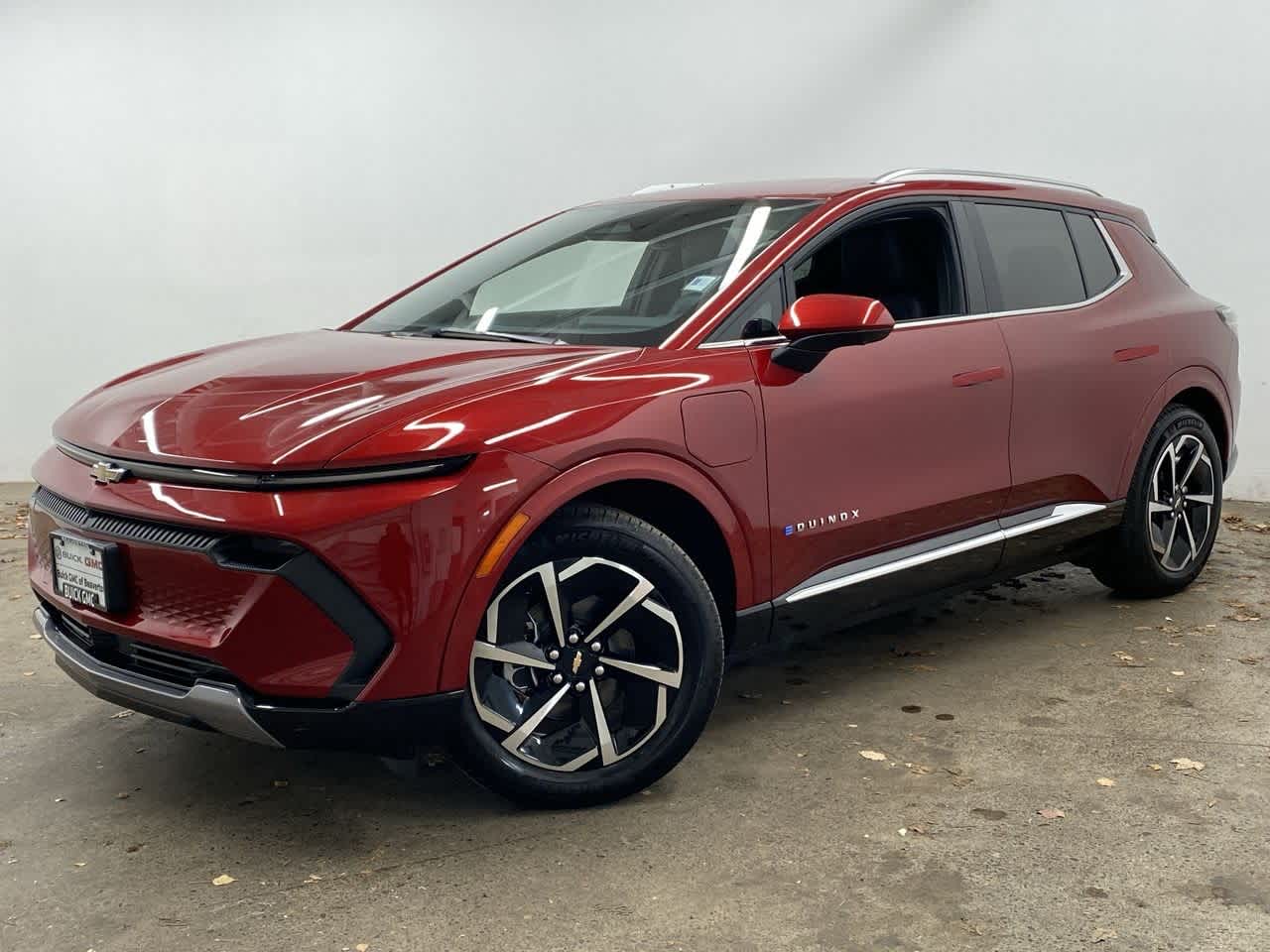 2025 Chevrolet Equinox EV LT's photo