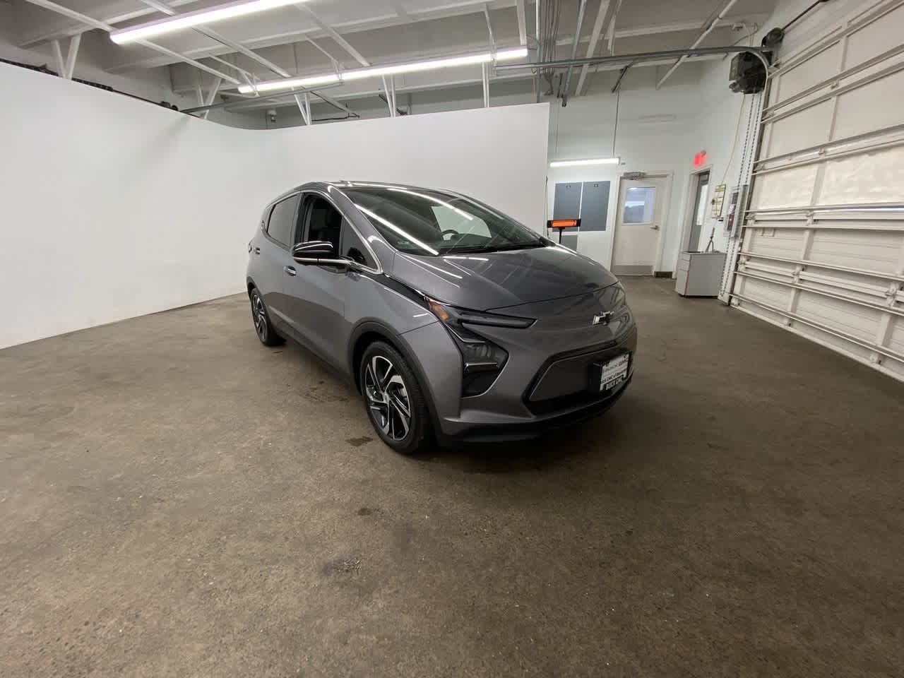 Thumbnail: 2023 Chevrolet Bolt EV - 8