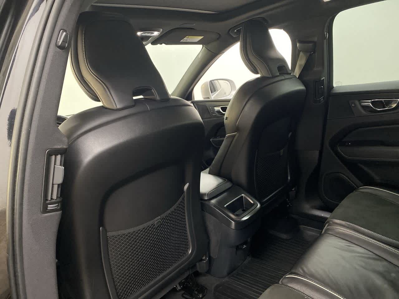 Thumbnail: 2019 Volvo XC60 - 17