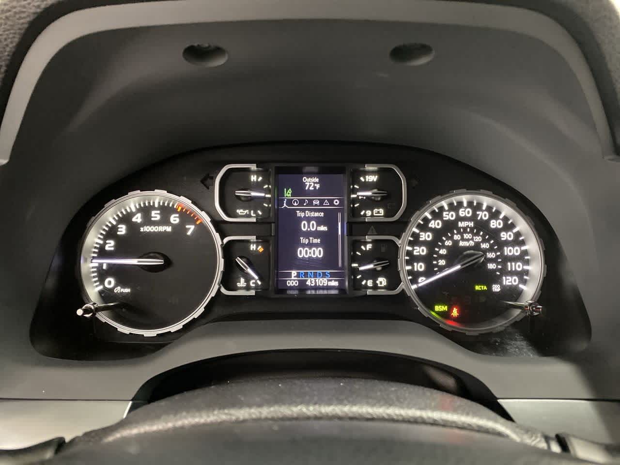2020 Toyota Tundra Platinum 27