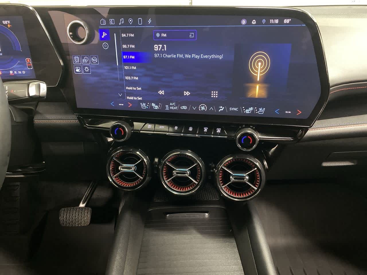 Thumbnail: 2024 Chevrolet Blazer EV - 25