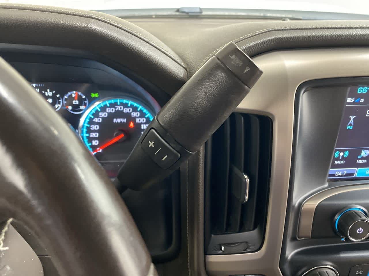 Thumbnail: 2019 GMC Sierra 3500 - 26