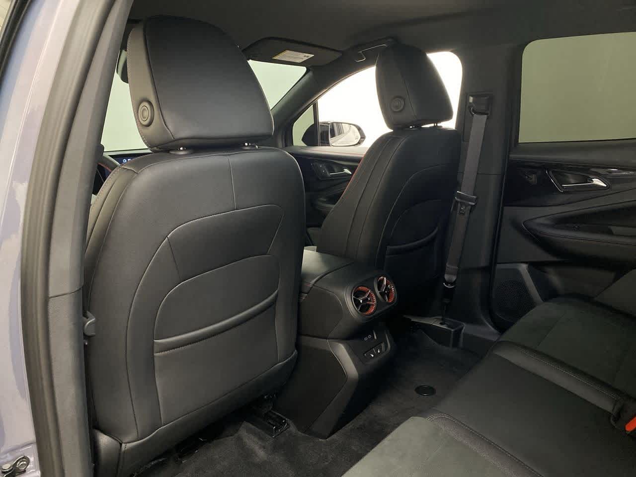 Thumbnail: 2024 Chevrolet Blazer EV - 17