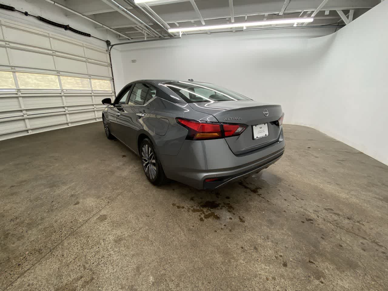 Thumbnail: 2025 Nissan Altima - 4