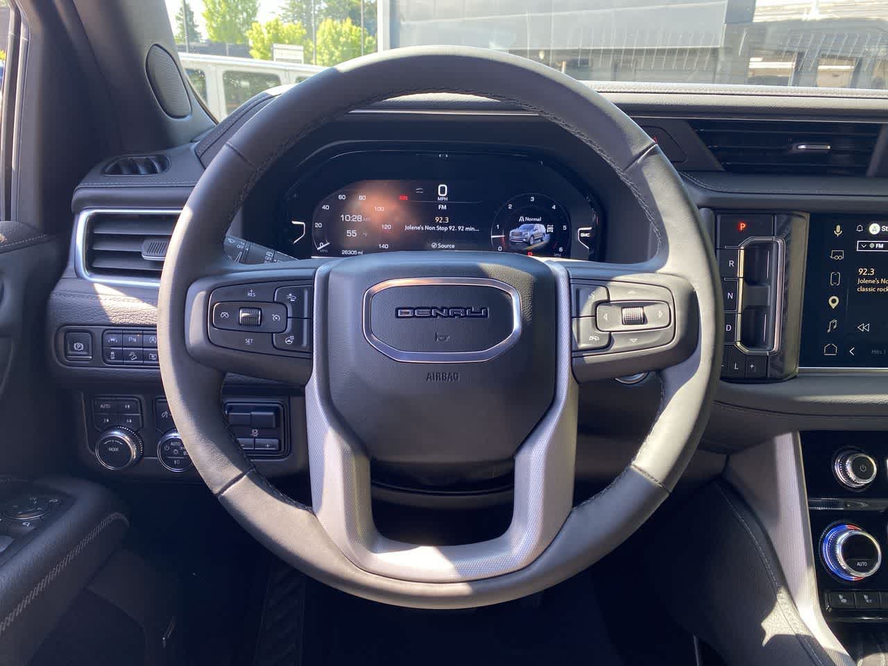 Thumbnail: 2024 GMC Yukon - 19