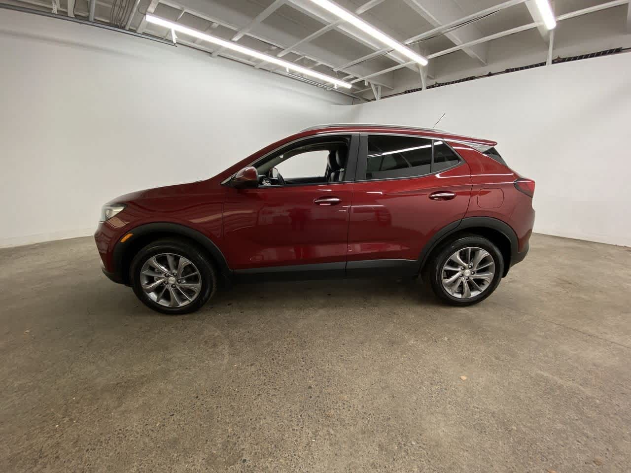 Thumbnail: 2022 Buick Encore GX - 3