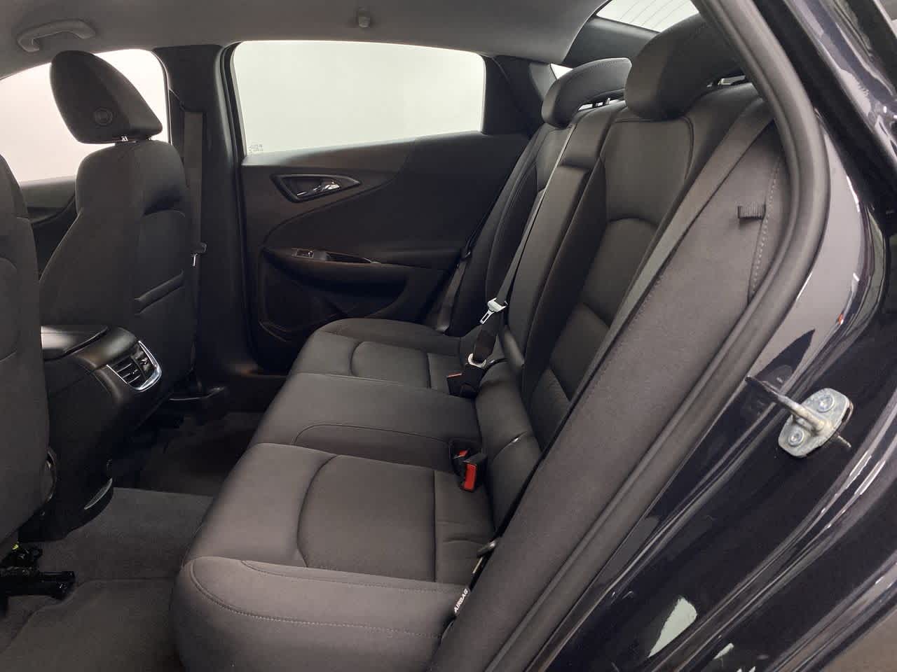 Thumbnail: 2023 Chevrolet Malibu - 16