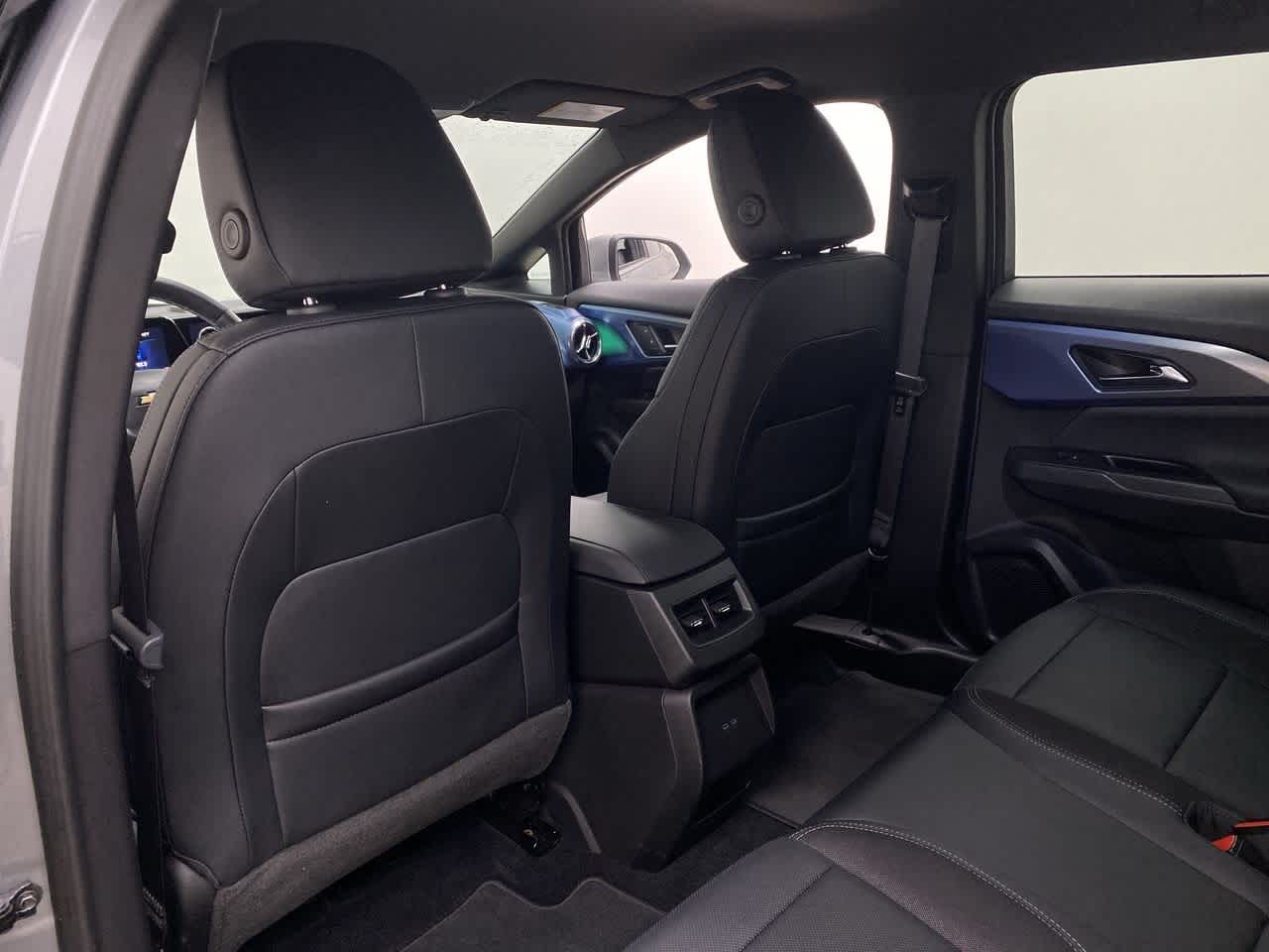 Thumbnail: 2025 Chevrolet Equinox - 15