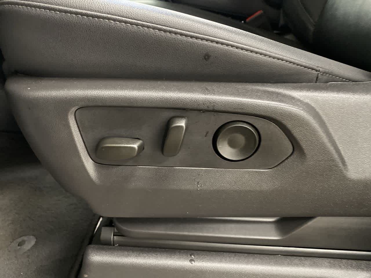 Thumbnail: 2025 GMC Sierra 1500 - 14