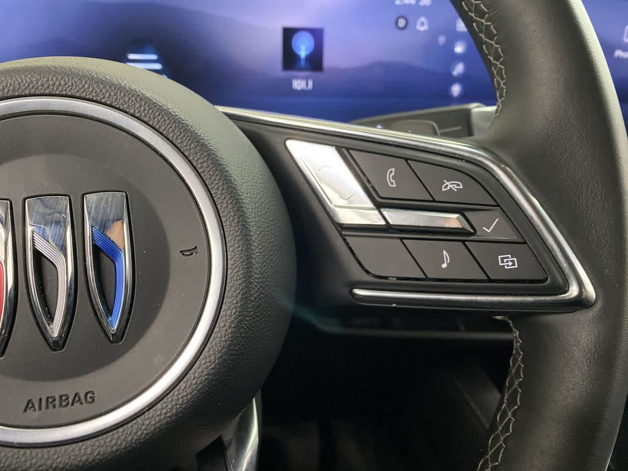 Thumbnail: 2025 Buick Envision - 22