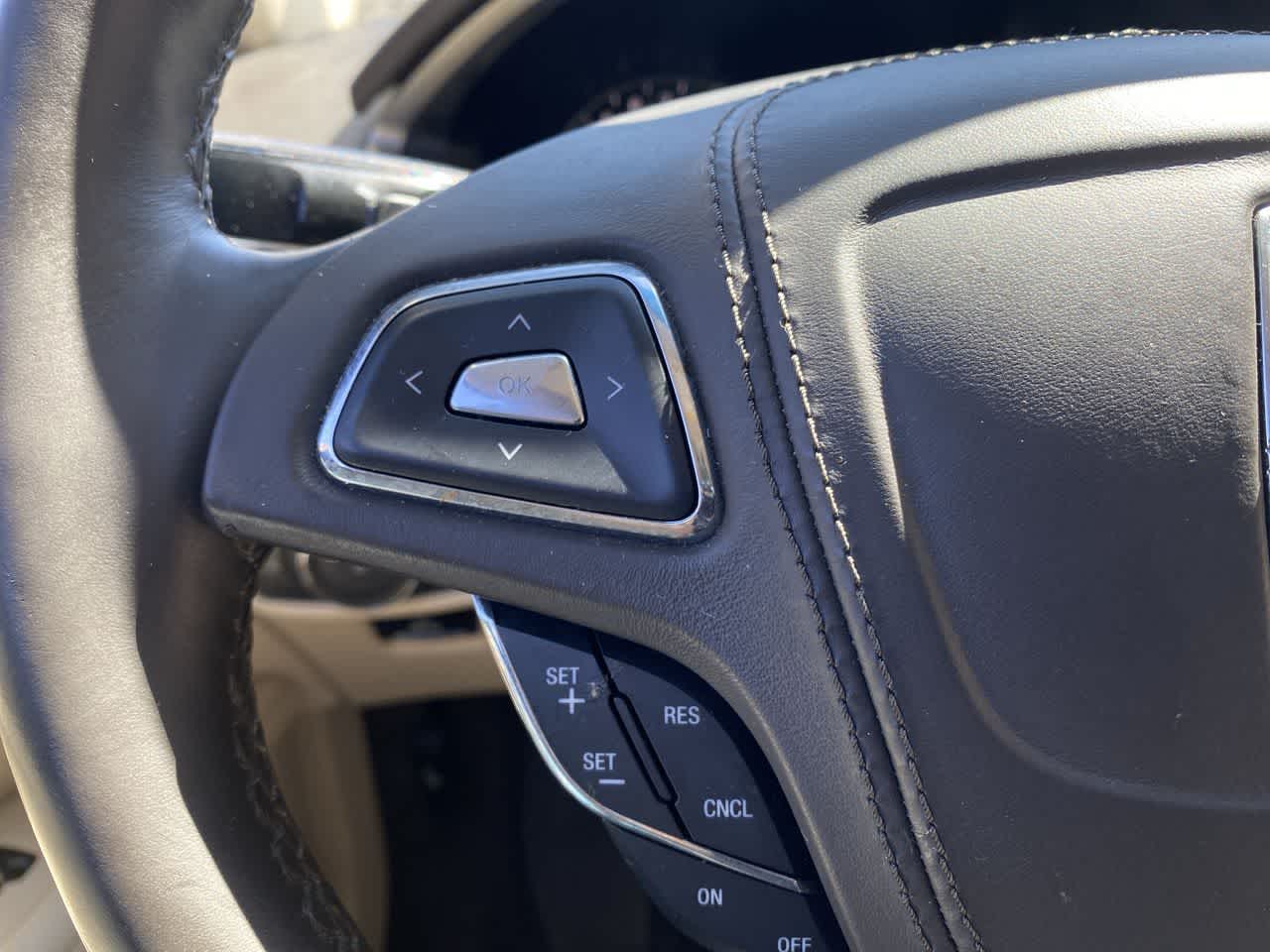 Thumbnail: 2018 Lincoln MKZ - 21