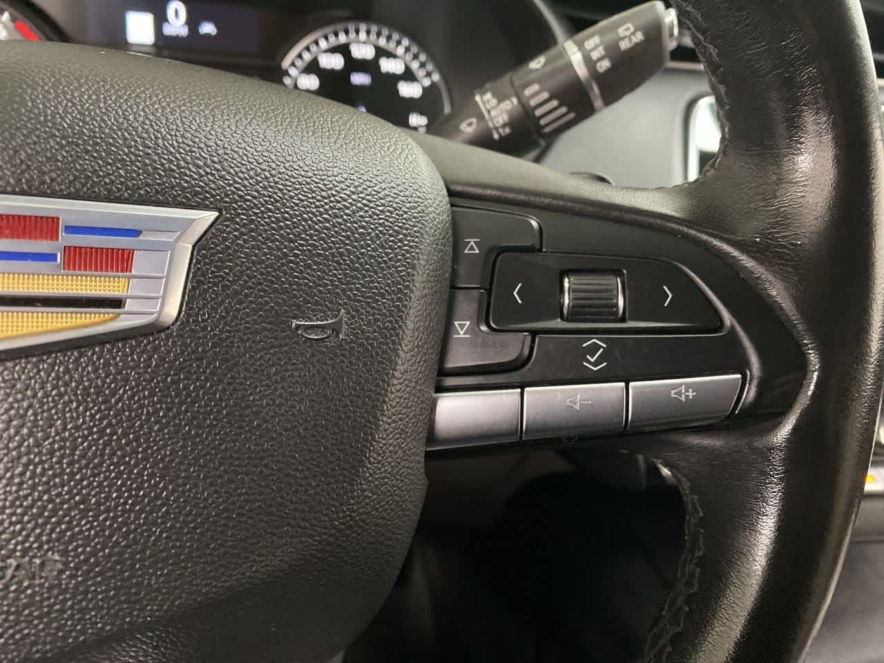 Thumbnail: 2020 Cadillac XT4 - 23