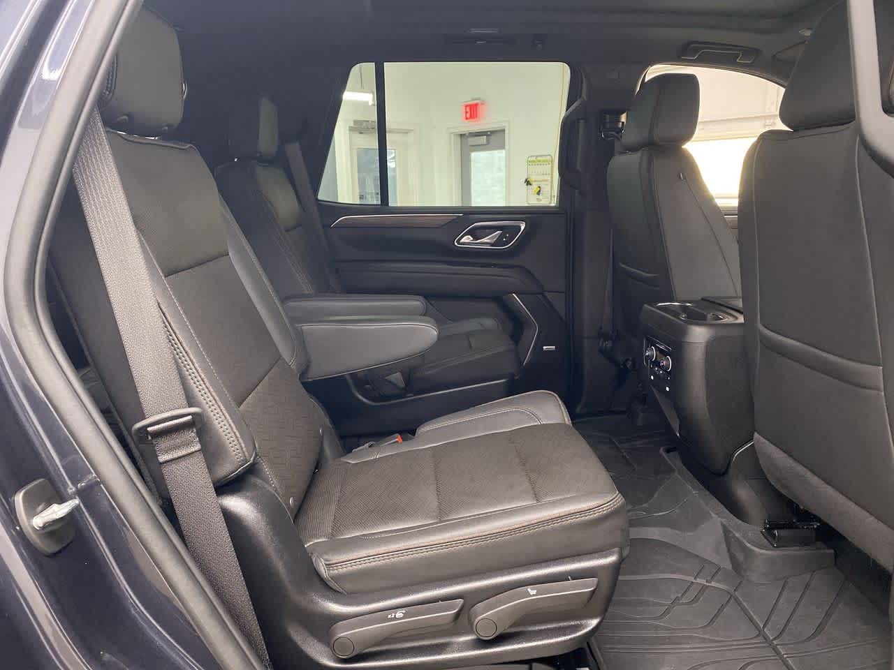 Thumbnail: 2024 Chevrolet Tahoe - 19