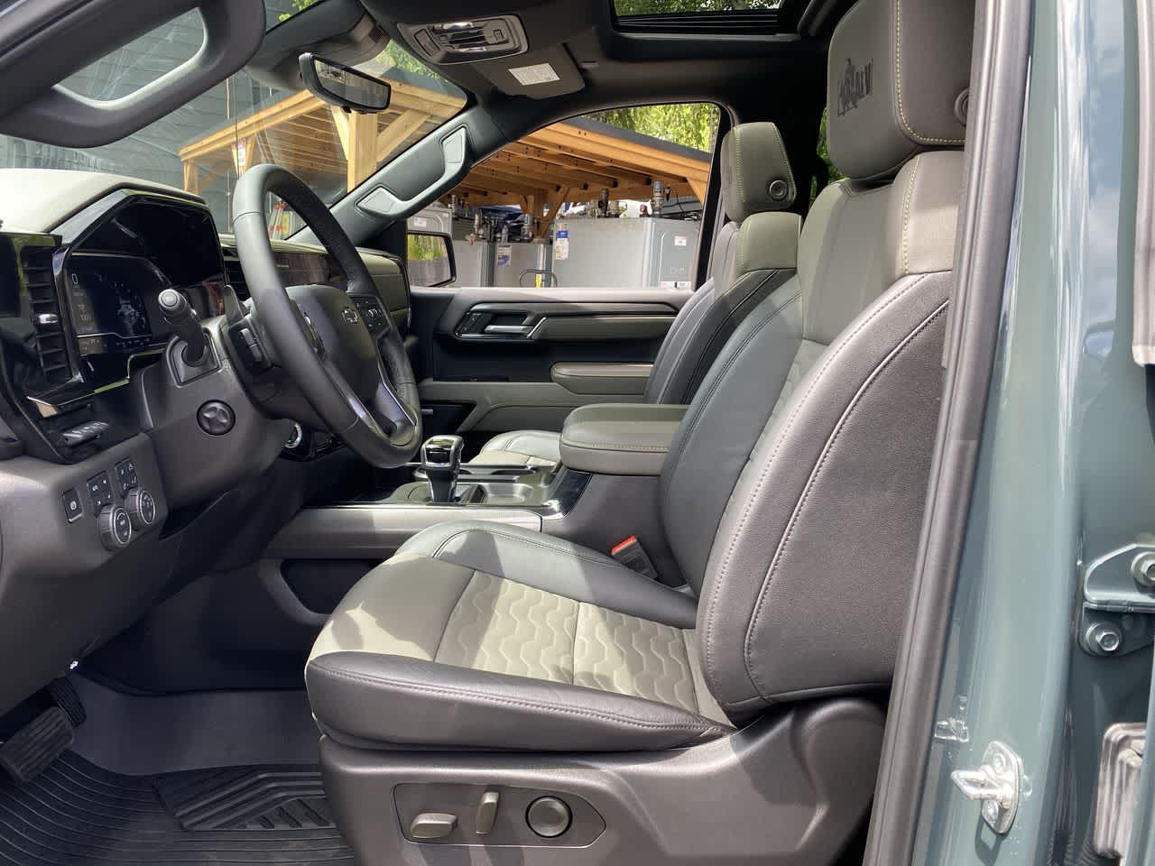 Thumbnail: 2025 Chevrolet Silverado 1500 - 13