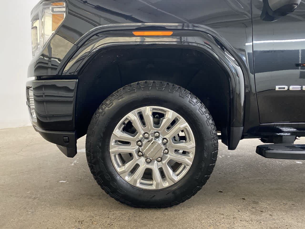 Thumbnail: 2023 GMC Sierra 3500 - 11