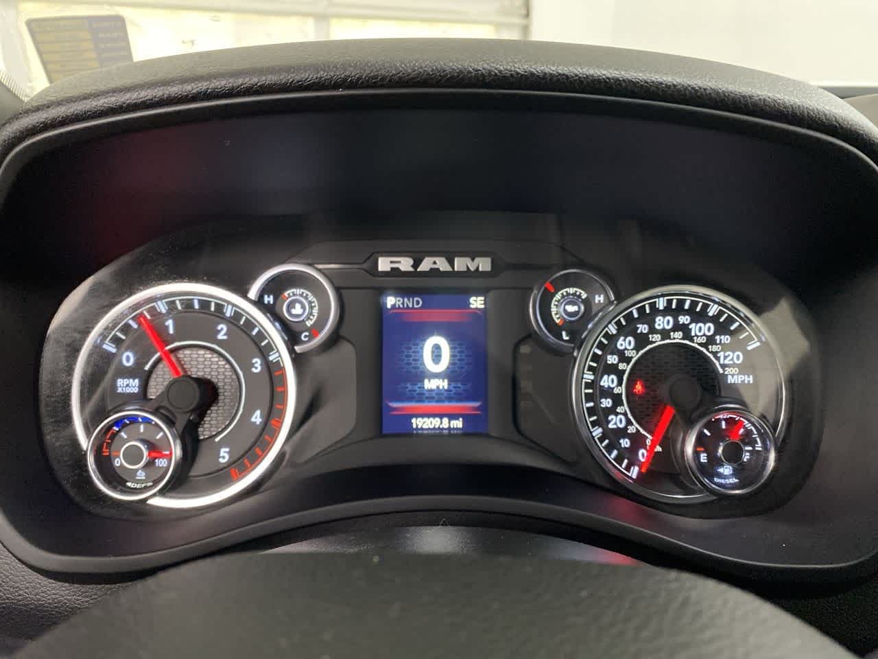 2024 RAM 3500 Big Horn 27
