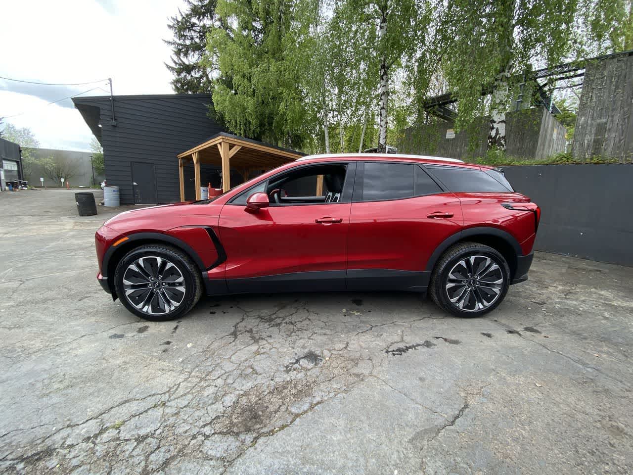 Thumbnail: 2024 Chevrolet Blazer EV - 3