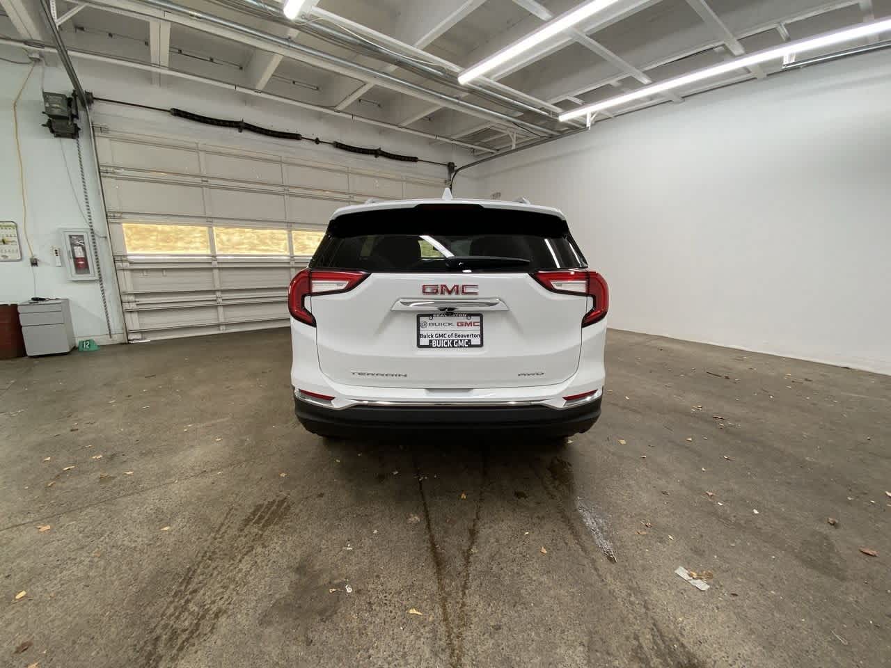 Thumbnail: 2023 GMC Terrain - 5