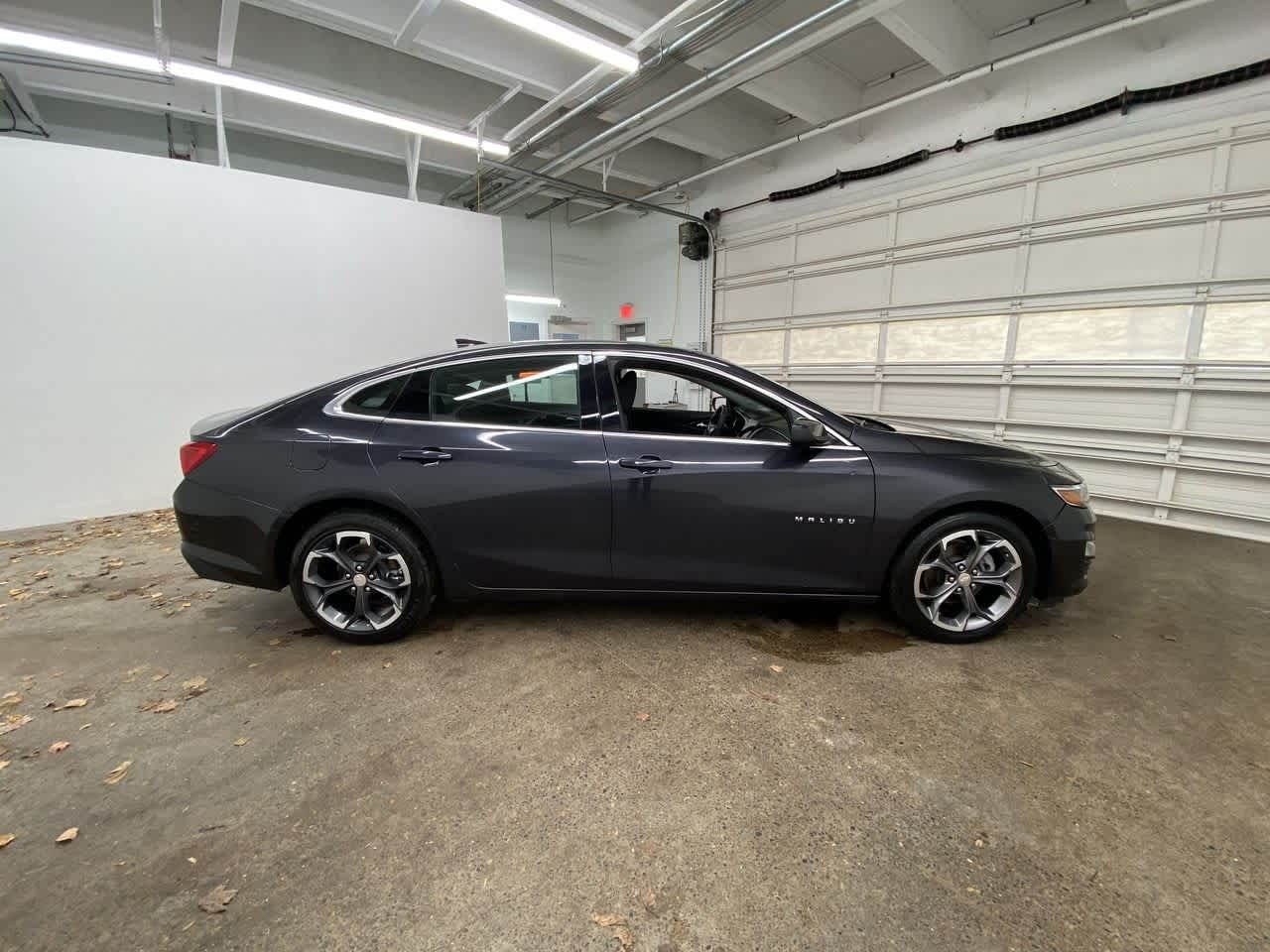 Thumbnail: 2023 Chevrolet Malibu - 7