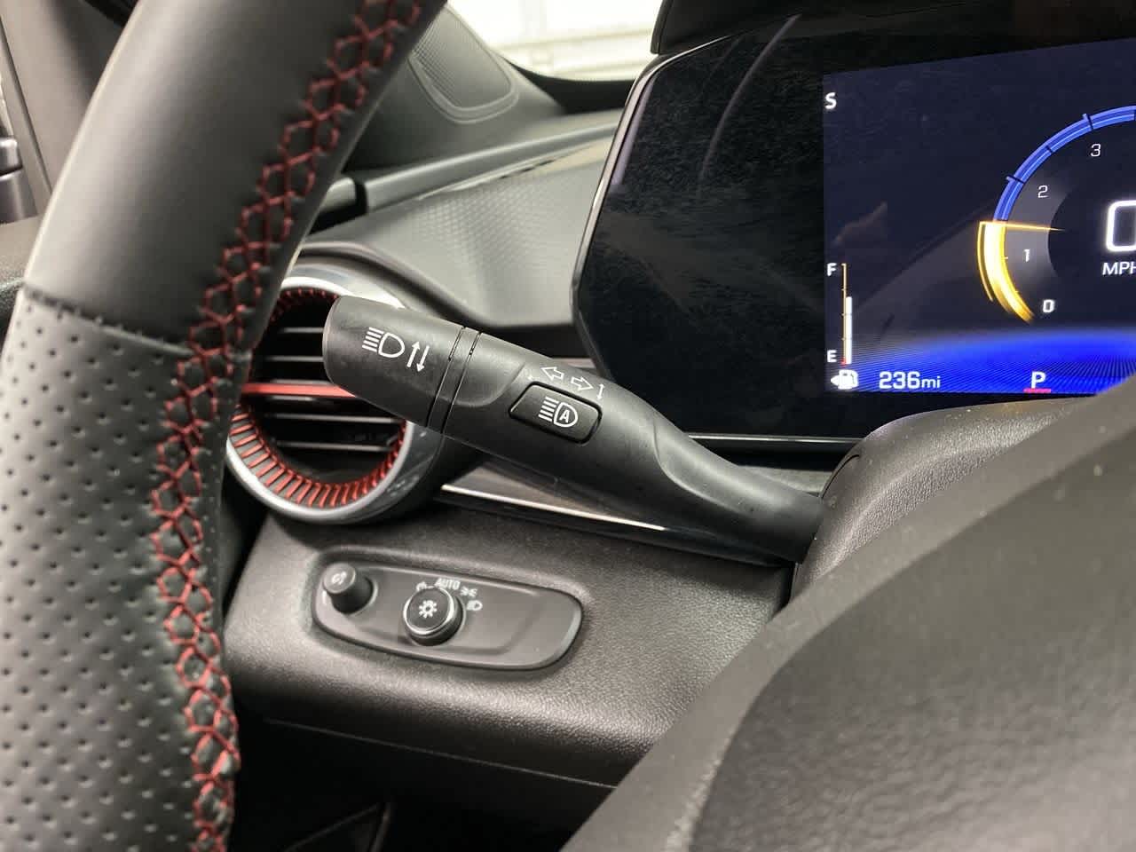 Thumbnail: 2024 Chevrolet Trax - 25