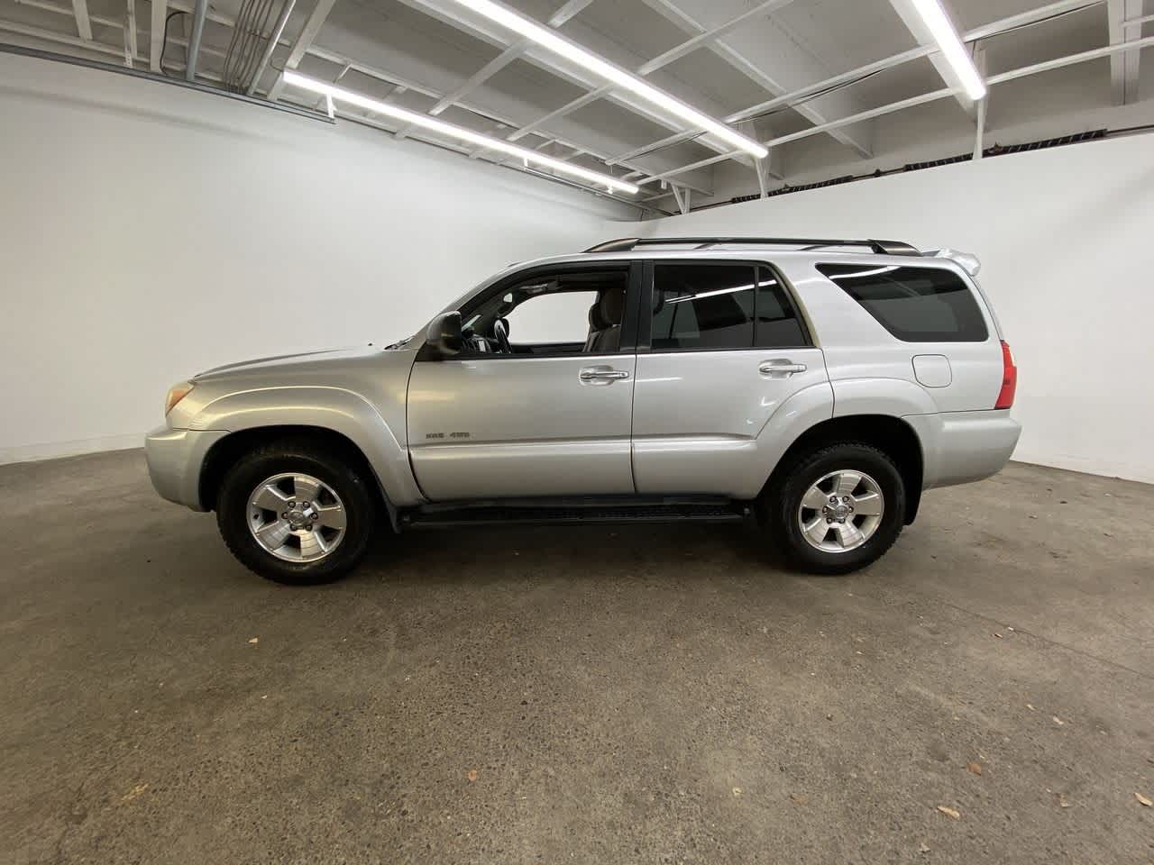 Thumbnail: 2007 Toyota 4Runner - 3