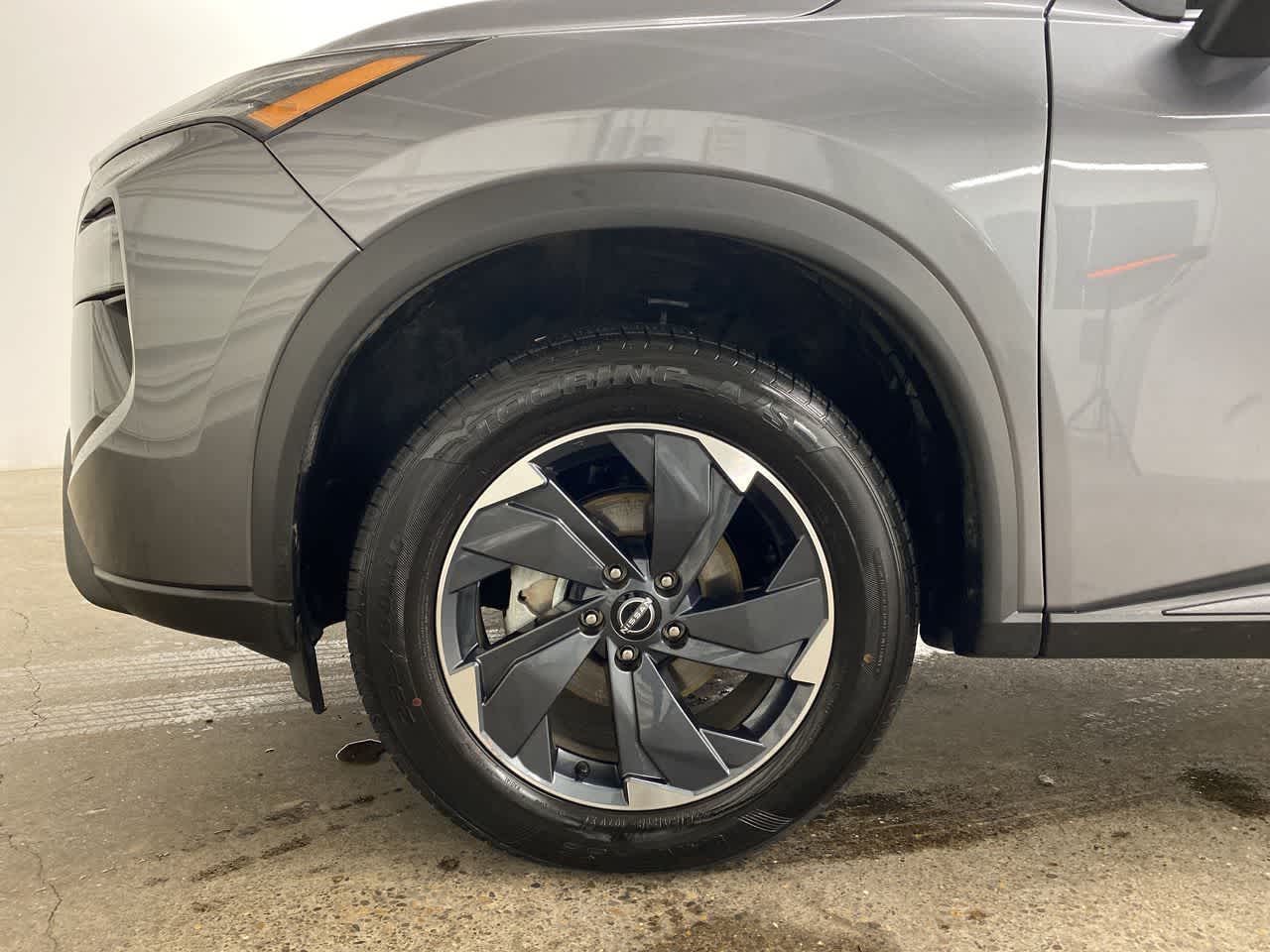 Thumbnail: 2025 Nissan Rogue - 10