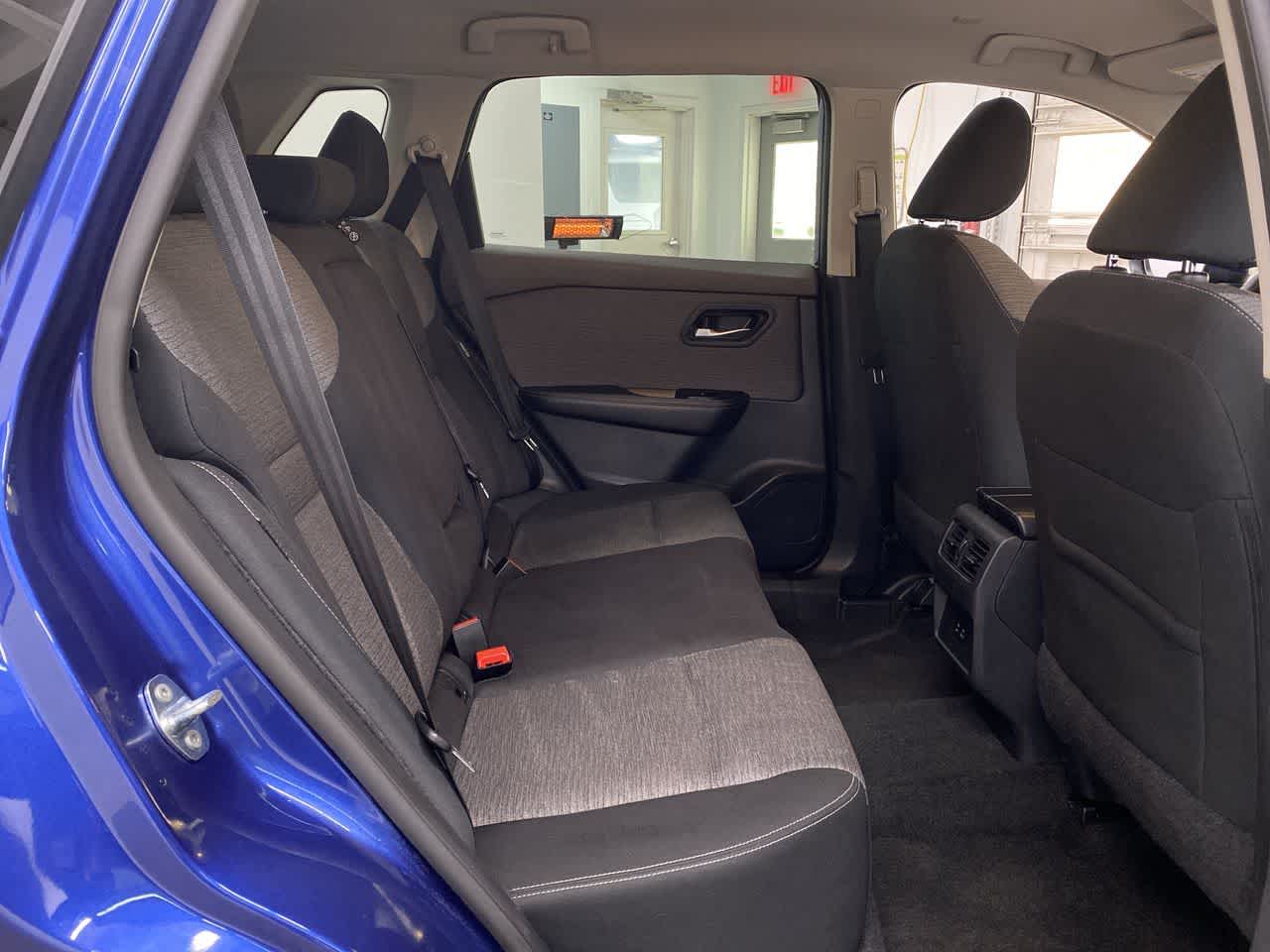 Thumbnail: 2023 Nissan Rogue - 17