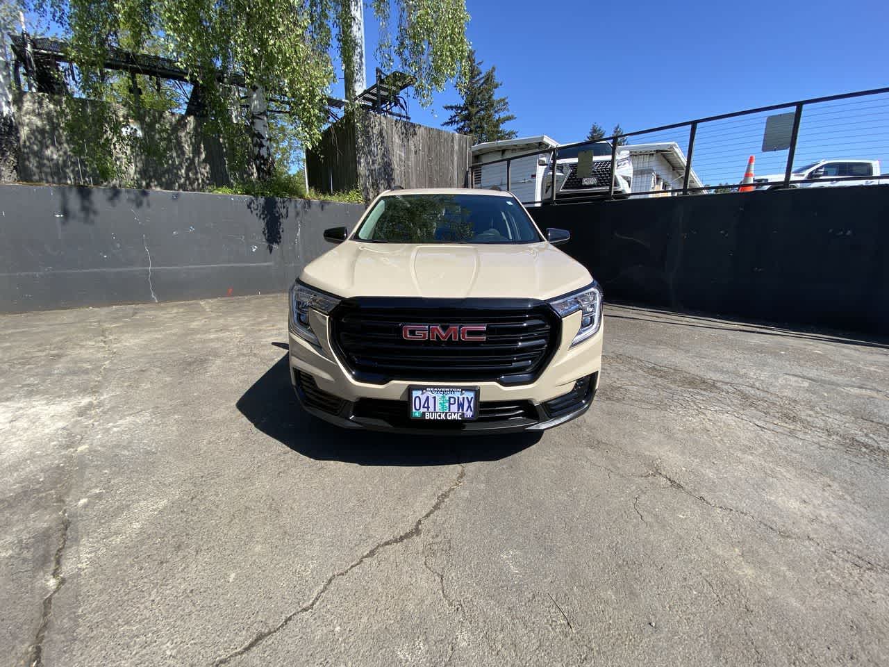 Thumbnail: 2023 GMC Terrain - 9