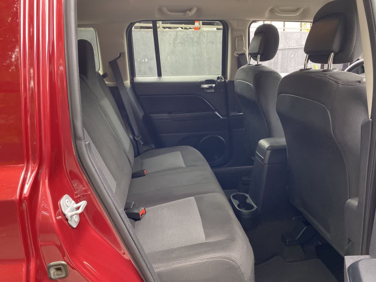 Thumbnail: 2015 Jeep Patriot - 18