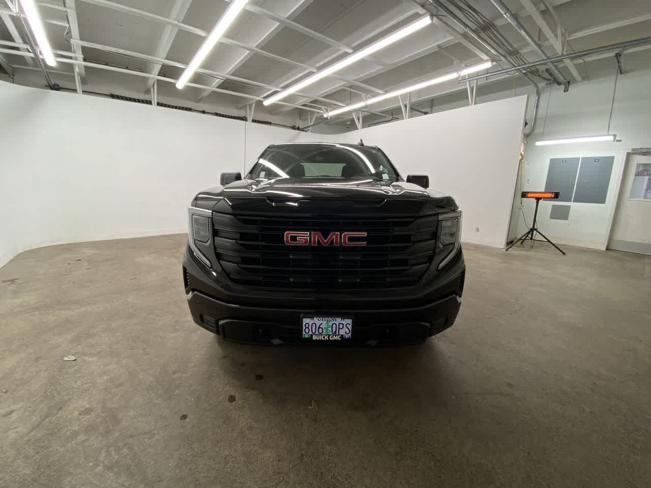 Thumbnail: 2024 GMC Sierra 1500 - 9