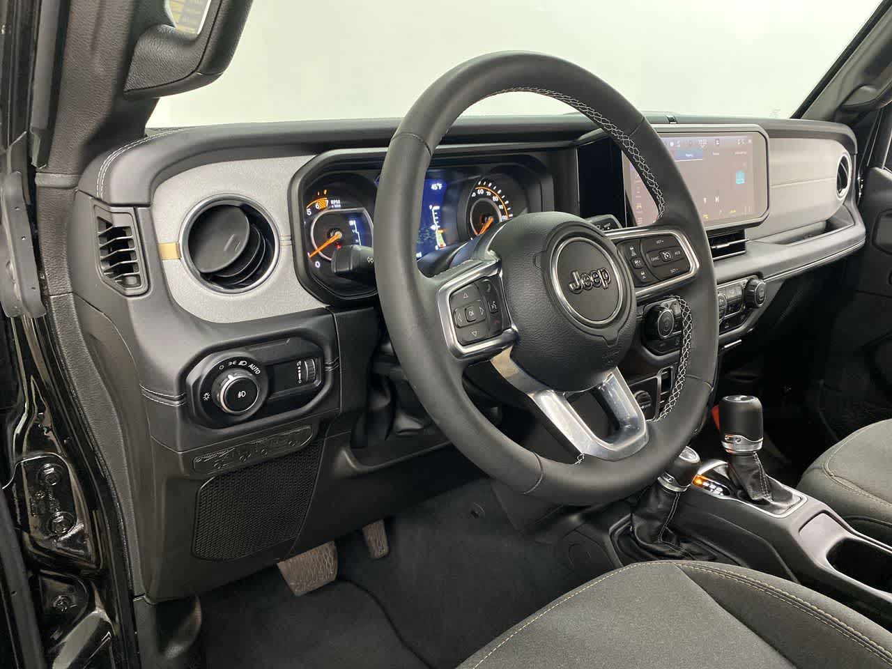Thumbnail: 2025 Jeep Wrangler - 2