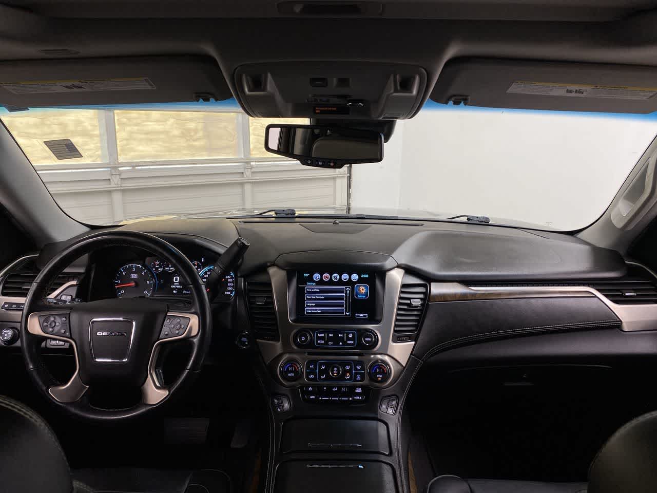 Thumbnail: 2019 GMC Yukon XL - 12