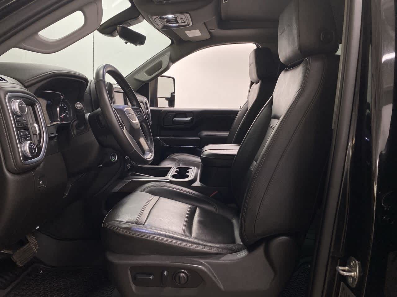 Thumbnail: 2023 GMC Sierra 3500 - 13