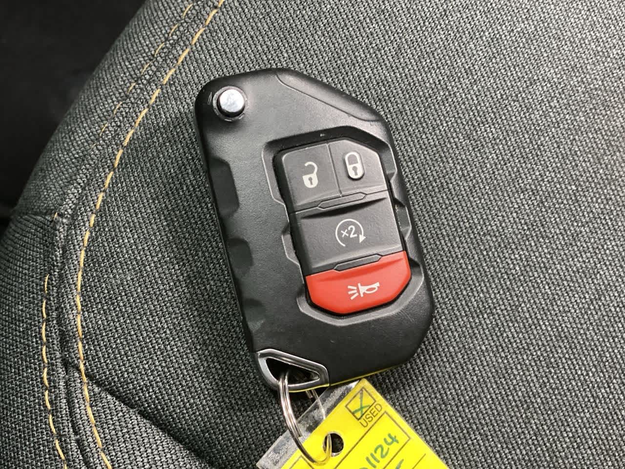 Thumbnail: 2025 Jeep Wrangler - 29