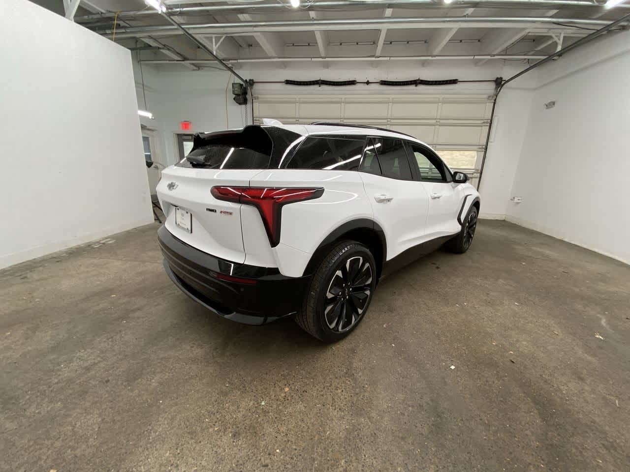 Thumbnail: 2024 Chevrolet Blazer EV - 6