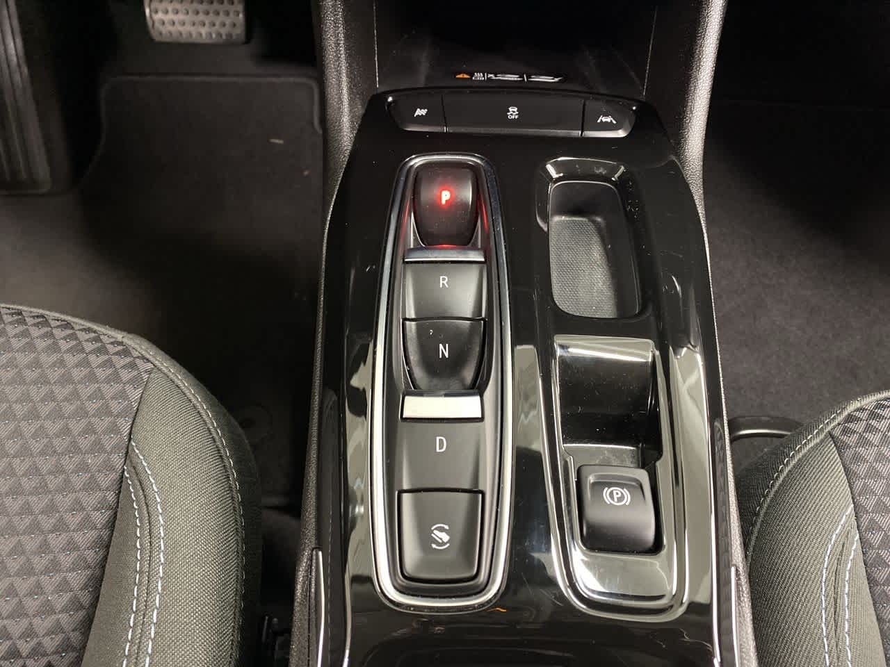 Thumbnail: 2023 Chevrolet Bolt EUV - 27