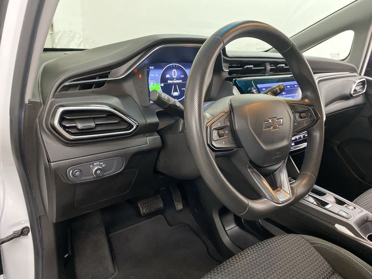 Thumbnail: 2022 Chevrolet Bolt EV - 2