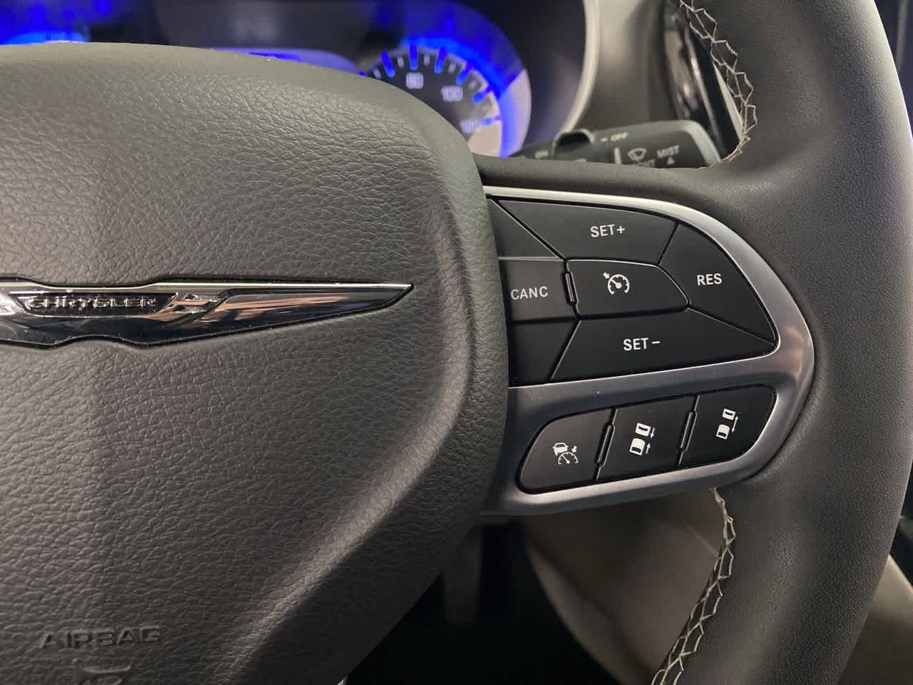 Thumbnail: 2024 Chrysler Pacifica - 21