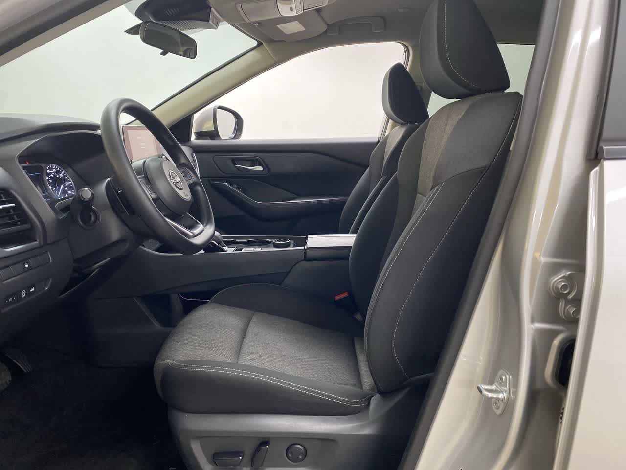 Thumbnail: 2024 Nissan Rogue - 13