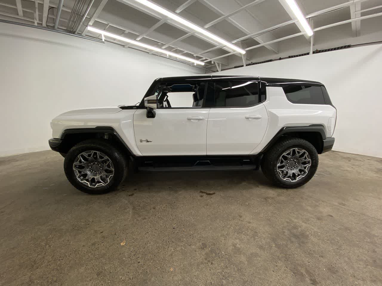 Thumbnail: 2025 GMC Hummer EV - 3