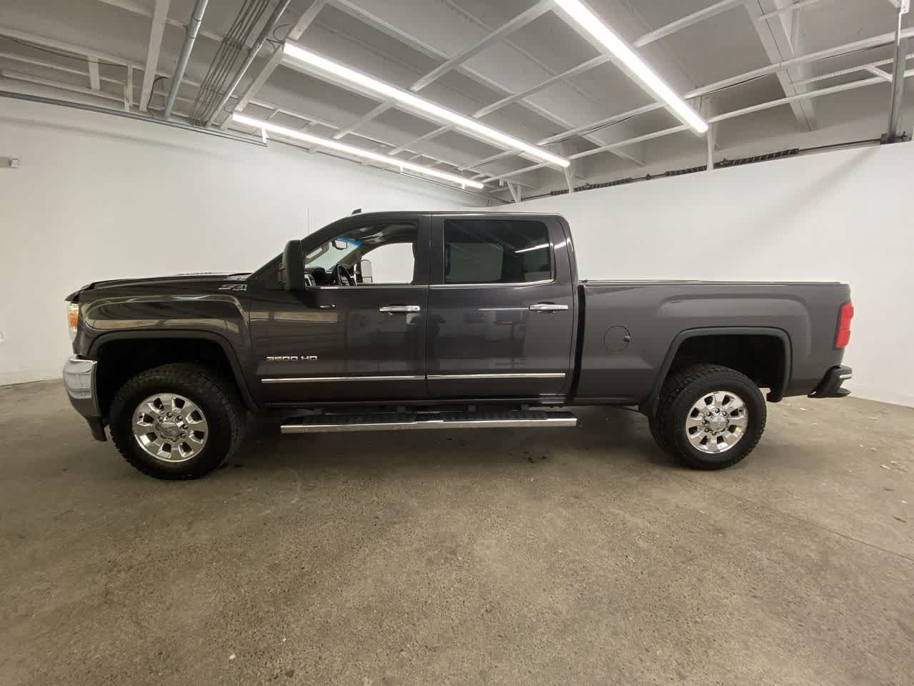 Thumbnail: 2015 GMC Sierra 3500 - 3