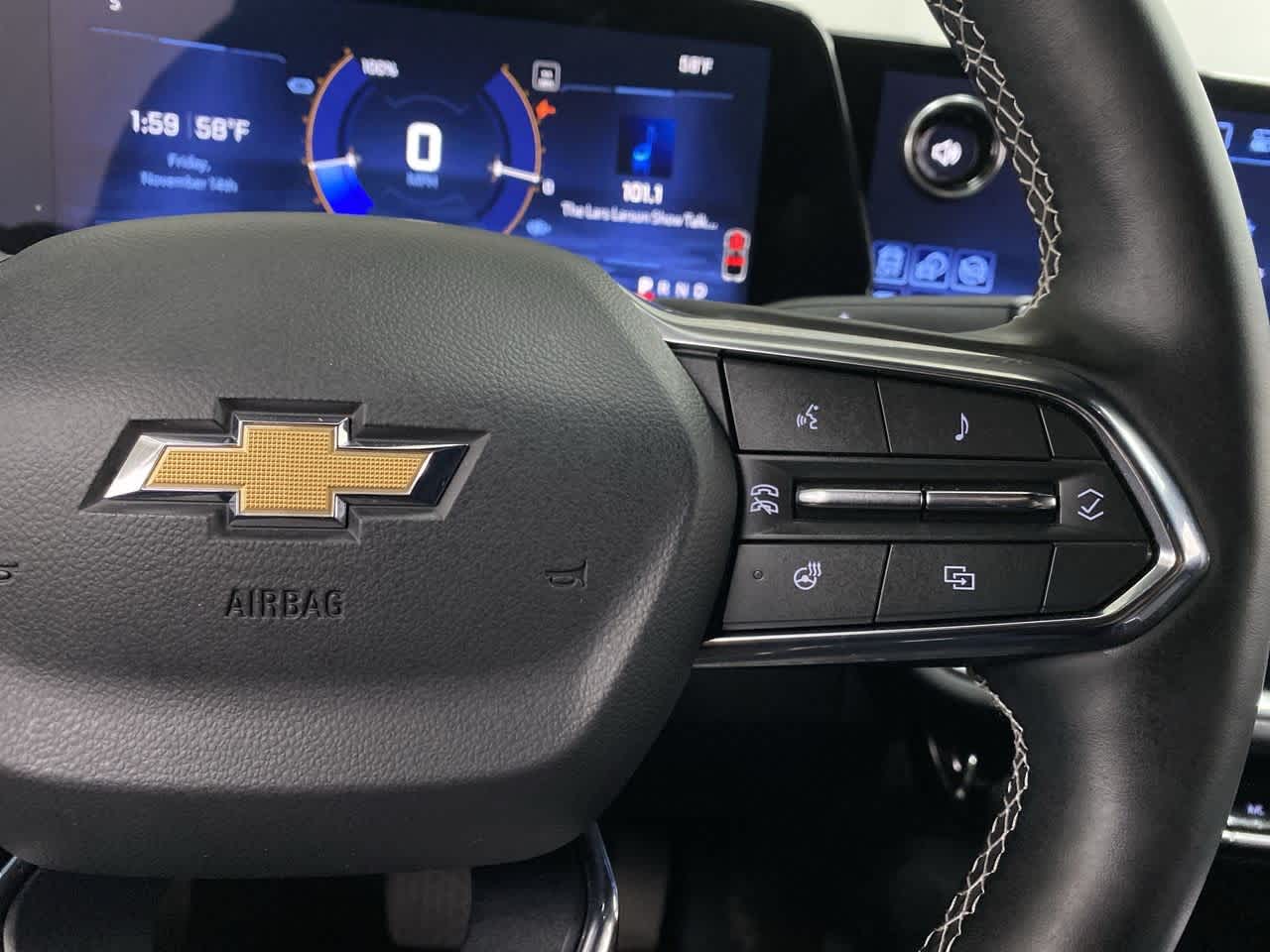 Thumbnail: 2025 Chevrolet Equinox - 21