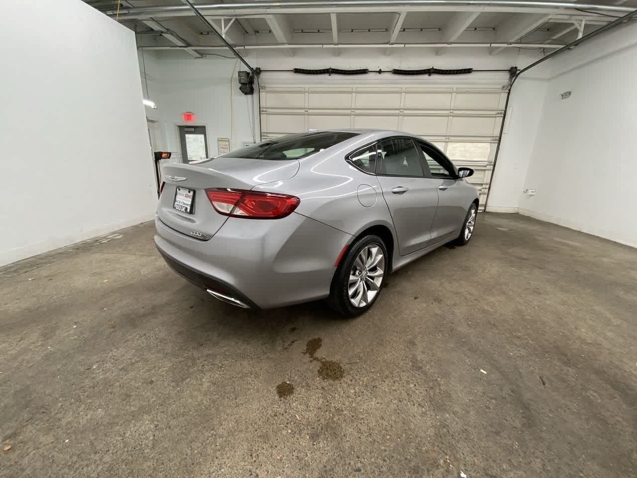 Thumbnail: 2015 Chrysler 200 - 6