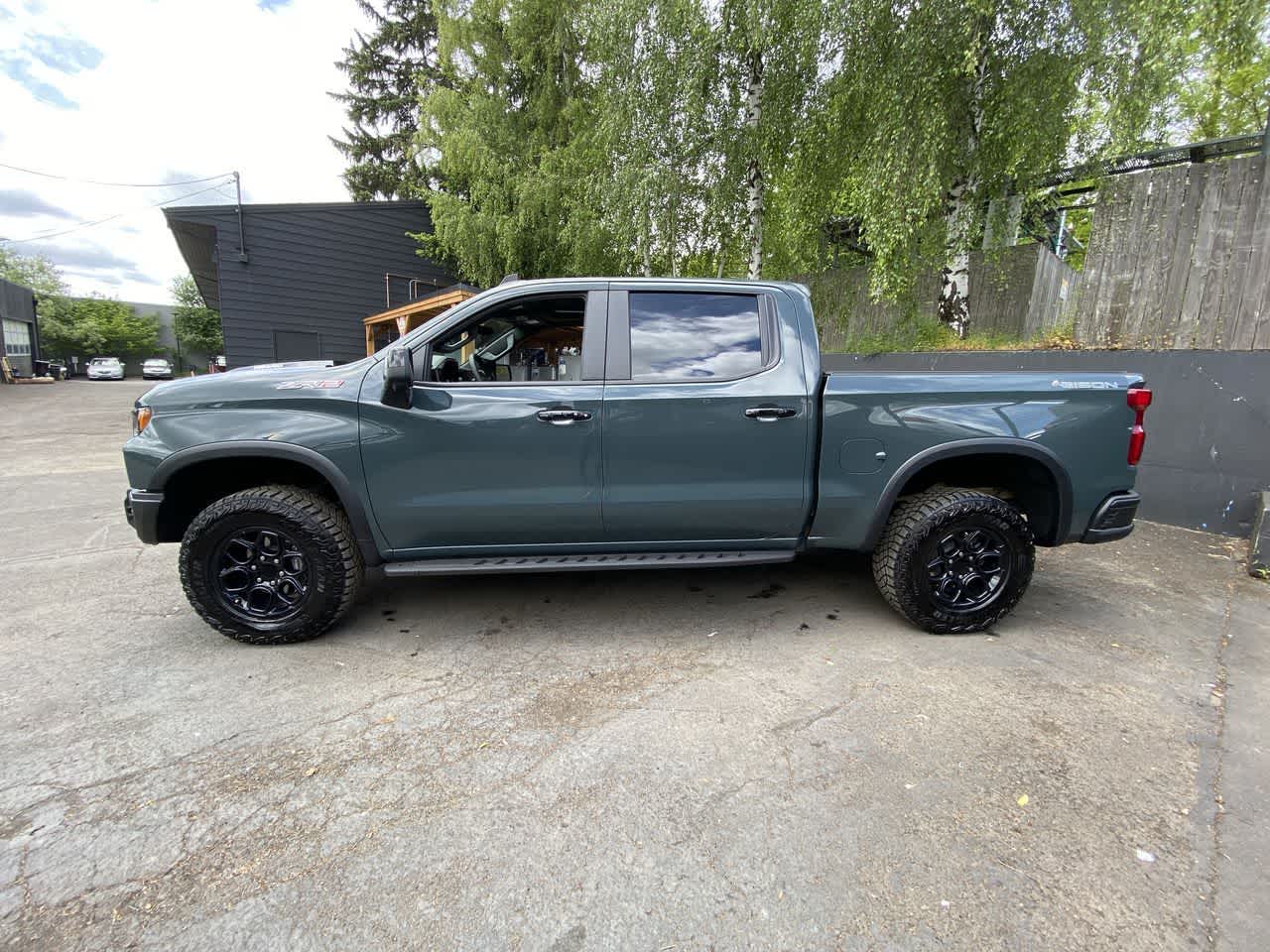 Thumbnail: 2025 Chevrolet Silverado 1500 - 3