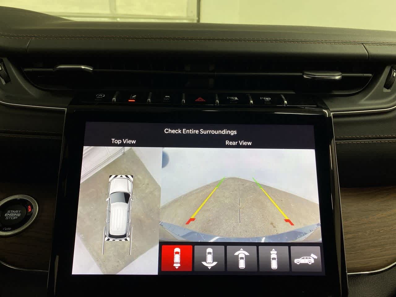 Thumbnail: 2023 Jeep Grand Cherokee - 26